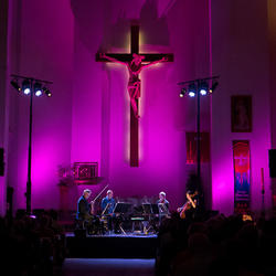 zdjecie w liście aktualnosci